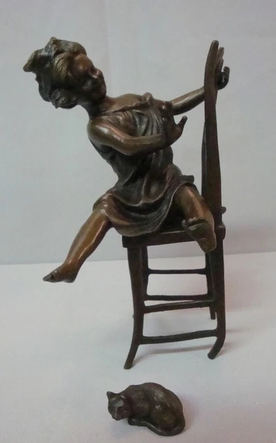 Estatua Gato Hija Art Deco Estilo Art Nouveau Estilo Bronce sólido Firmado 2