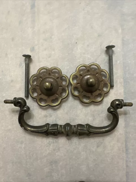 Antique Brass pull, 4.5 Inch- French provincial