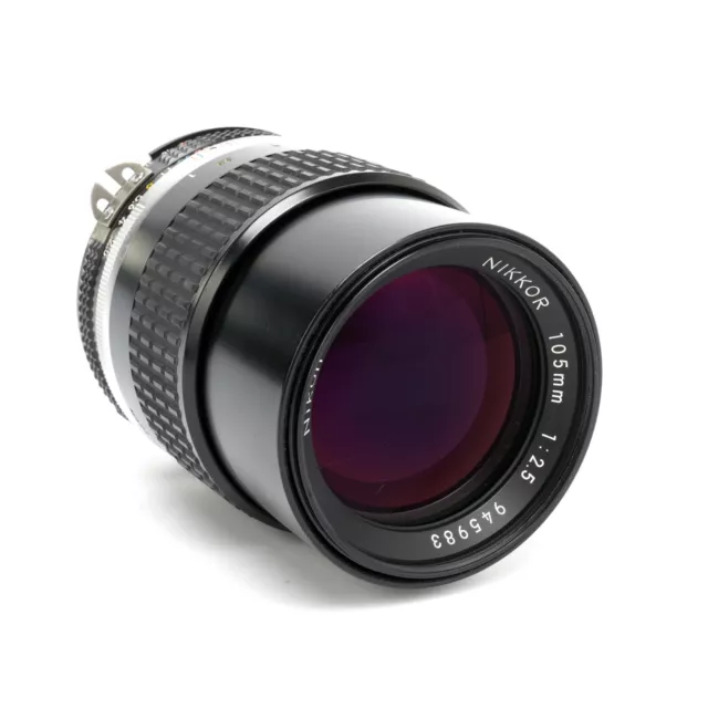 Nikon Nikkor 105mm f/2.5 AI-S Lens