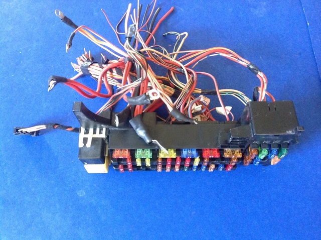 03 MERCEDES SLK230 R170 Engine Fuse Relay Box Unit Oem 170 545 02 01 ...