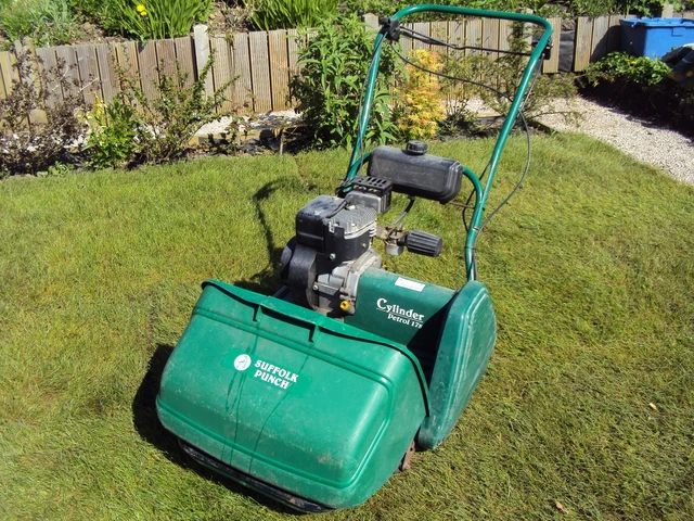 SUFFOLK PUNCH 17S petrol cylinder lawn mower by Atco Qualcast 17