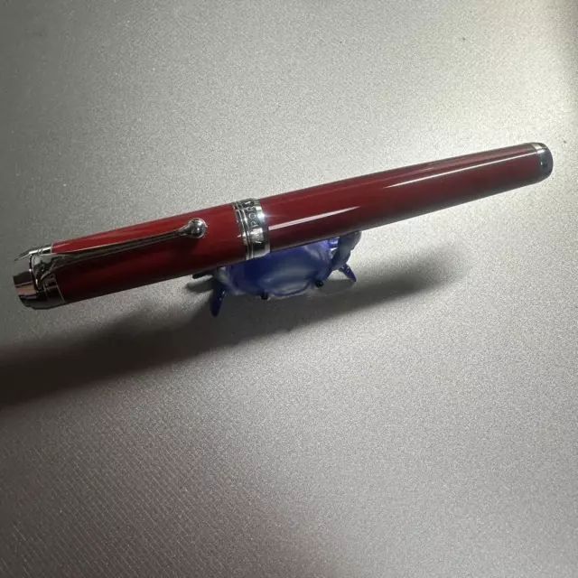 AURORA Tarentum Red Fountain Pen M