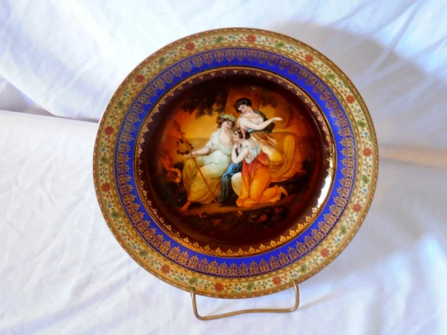 Vintage Hand Painted Czechoslovakia Porcelain Portrait Cabinet Plate 9 1/2"