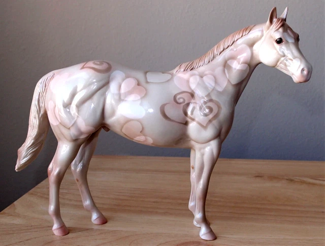 Peter Stone Model Horse IHAZA HEART Stock Horse - Heart Deco Glossy ISH