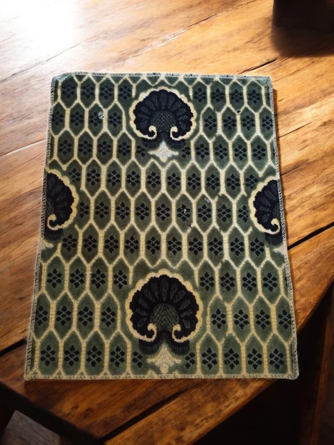 Tissu Ancien Velours Broché Jacquard Religieux/liturgique - Vintage - Dimensions 40x30 Cm - Occasion