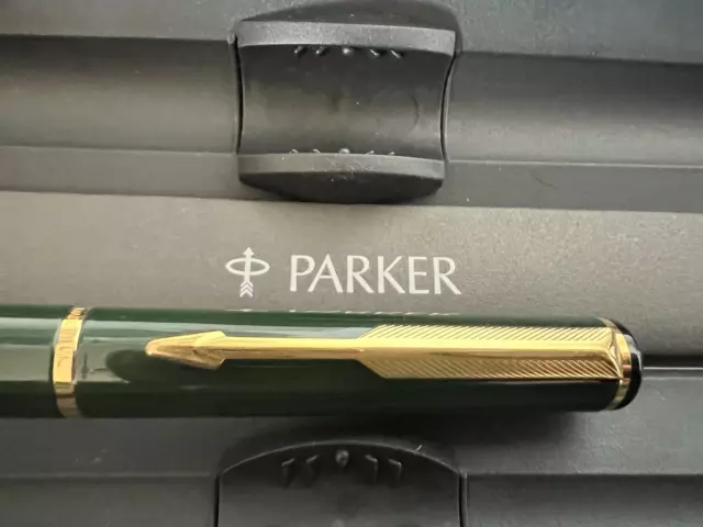 Parker Stift Füllfederhalter Rialto Lack Grün Englisch A Kartusche Schreibt