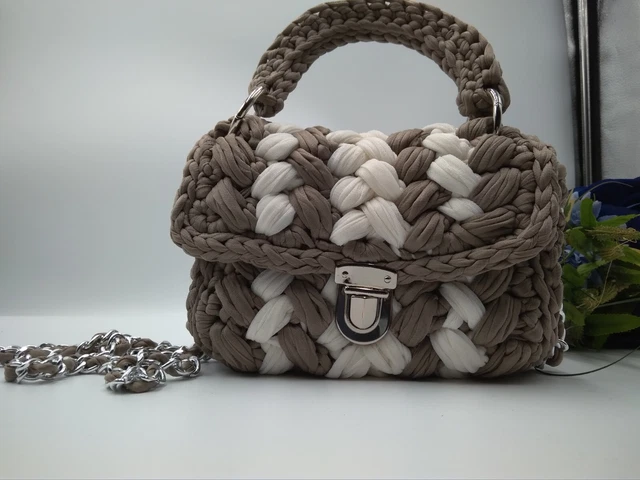 BORSA A UNCINETTO fettuccia punto puff, fatta a mano, 22x14x9
