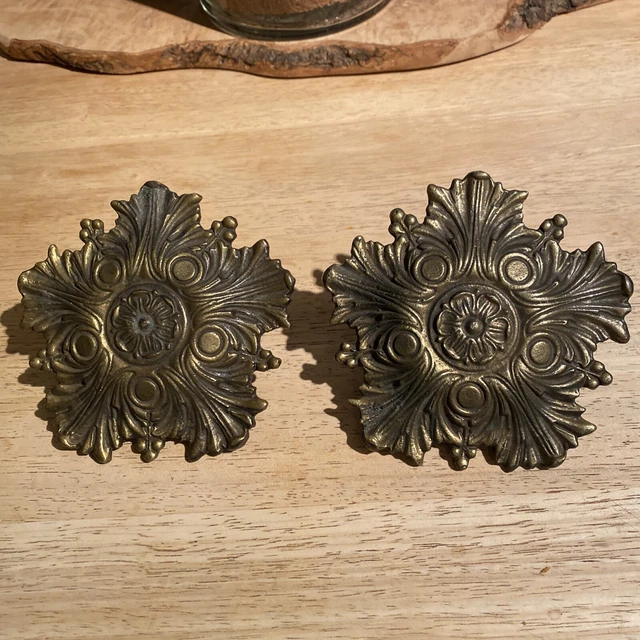 Vintage Heavy Brass Curtain Tiebacks (1 pair) - Flowers - Nice Detailed - Ornate
