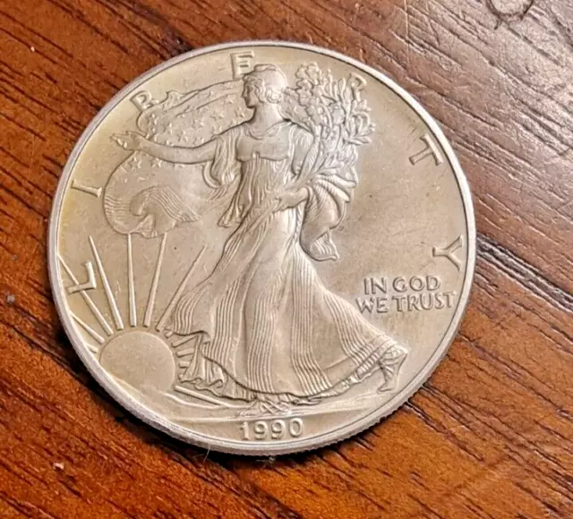 Moneda de 1 dólar de plata fina de 1 onza de Walking Liberty de 1990