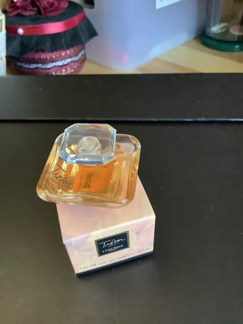 TRESOR de LANCÔME Miniature Parfum 1ere Version - 7,5ml - EDP - Neuve 2