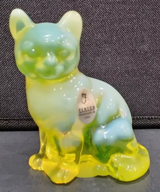 Vintage Fenton Vaseline Glass Opalescent Sitting Cat 5165 TOPAZ (Glows UV Light)