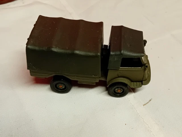 Solido N°203 Renault 4X4 Militaire Avec Boite D'origine