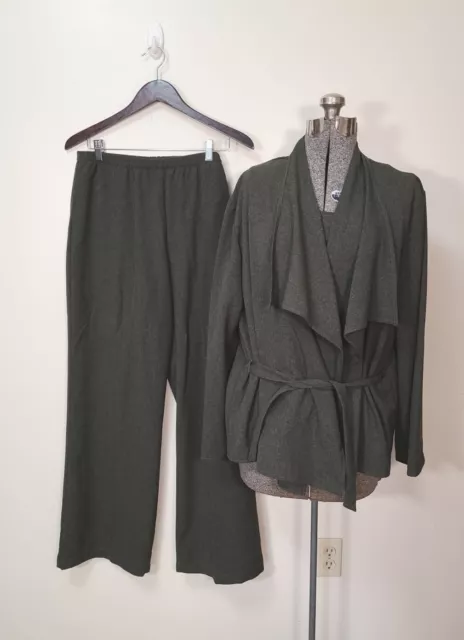 TRAVELSMITH 3 Pc Set Women Olive Green Jacket Top Long Pants Pockets size L