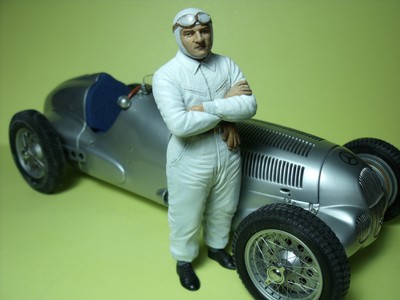 1/18 Hermann Lang di SF scale figures per CMC Autoart exoto 