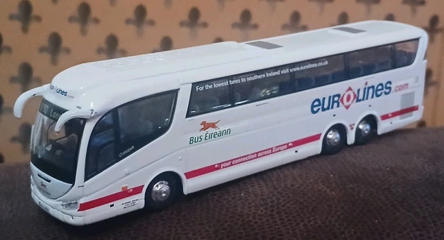 Modello Autobus Irizar I6 Bus Eireann Expressway - Oxford 1:76 - OXF76IR6008