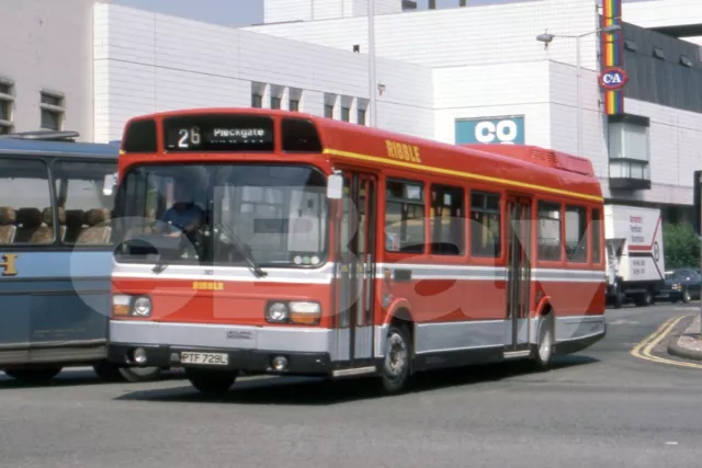 Bus Photo - Ribble 383 PTF729L Leyland National dual door Blackburn