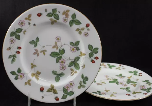 Wedgwood WILD STRAWBERRY 2 Salad Plates R4406 Bone China GREAT CONDITION