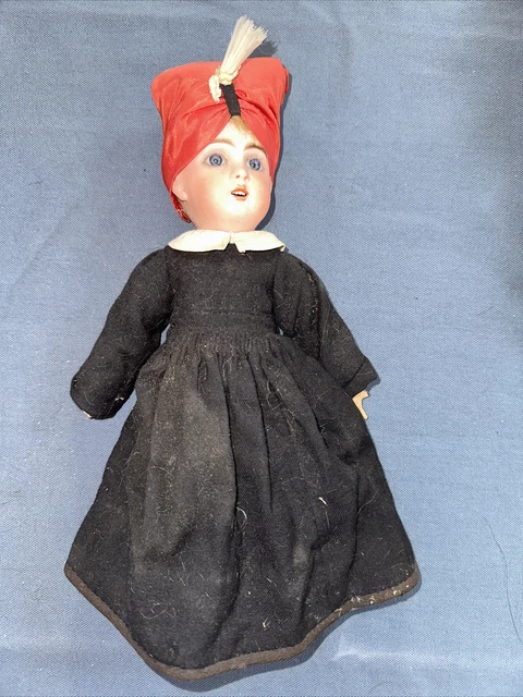 Très Ancienne Petite Poupée En Biscuit - Objet De Collection Vintage