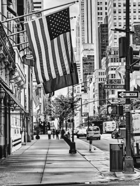 Fine Art Photo - 5th Avenue/Place De Cartier, New York - Edition - Fabian Kimmel