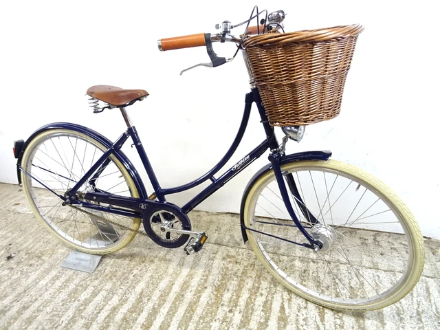 PASHLEY BRITANNIA LADIES Classic Retro Basket Town Bike 17.5