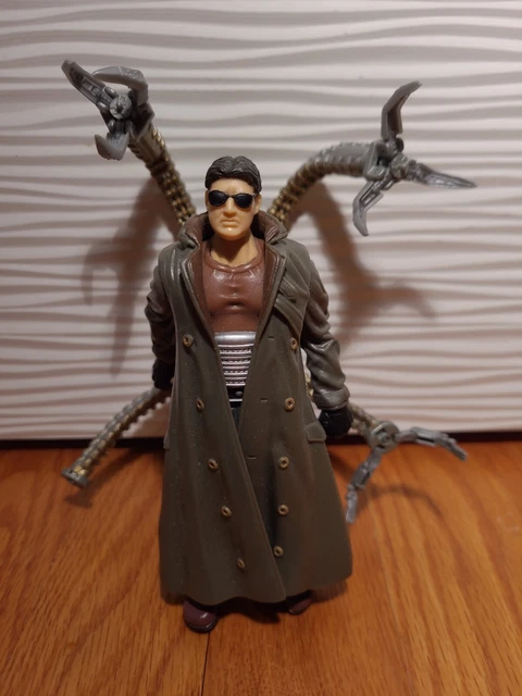 SPIDER-MAN DOCTOR OCTOPUS Doc Ock Grabbing Tentacle Attack Figure