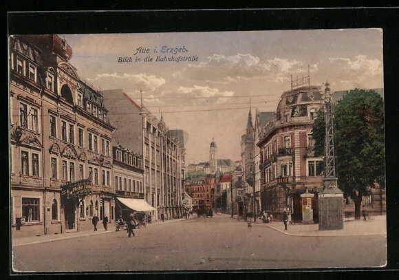 AK Aue i. Erzgeb., Blick in die Bahnhofstraße