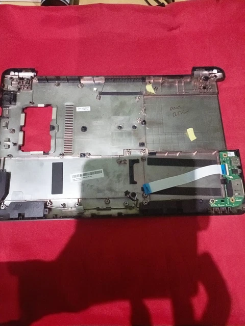 PLASTURGIE DESSOUS DE caisse (bottom case) pour PC ASUS R511 R511L EUR