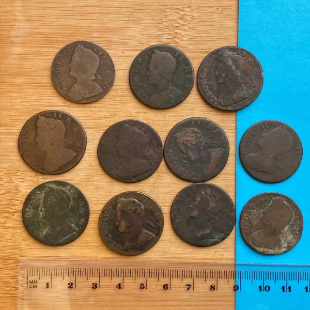 11x George II Halfpennies Mixed Lower Grades Couple Non-Regal? c89g (ref #34)