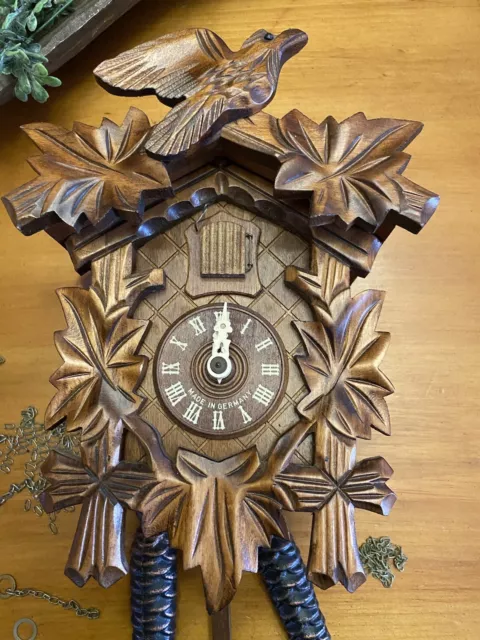 Vintage  Bird Black Forest German Cuckoo Clock