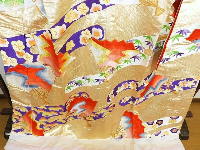 Japanese Kimono Uchikake Luxurious Wedding Embroidery Pure Silk Gold K481 5