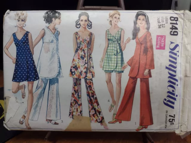 Vintage Simplicity Pattern 8149 Misses' Tunic, Mini-Dress, Bell-Bottom, etc 1969 Vintage Simplicity Pattern 8149 Misses' Tunic, Mini-Dress, Bell-Bottom, etc 1969