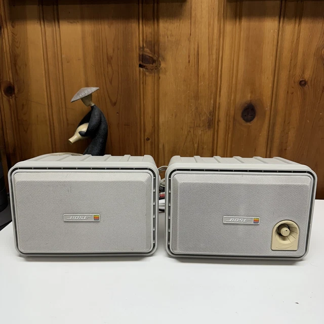 BOSE Roommate  Stereo Powered Speakers Macintosh Rainbow Apple version One owner