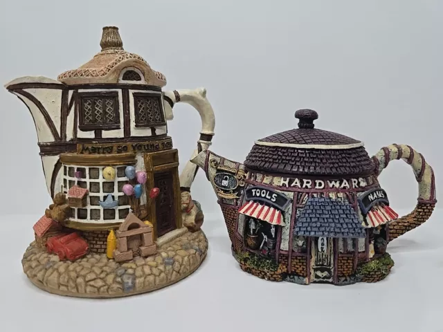 Hometown Teapot Cottages Merry Go Round Toys / Hardware Store 4.5" & 2.5" Tall