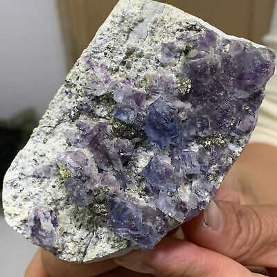 194G Rare blue purple cubic fluorite mineral crystal samples/China
