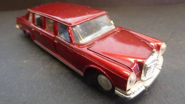 Mercedes S600 Pullman 1999 Miniature IXO 1/43 – Résine – Occasion