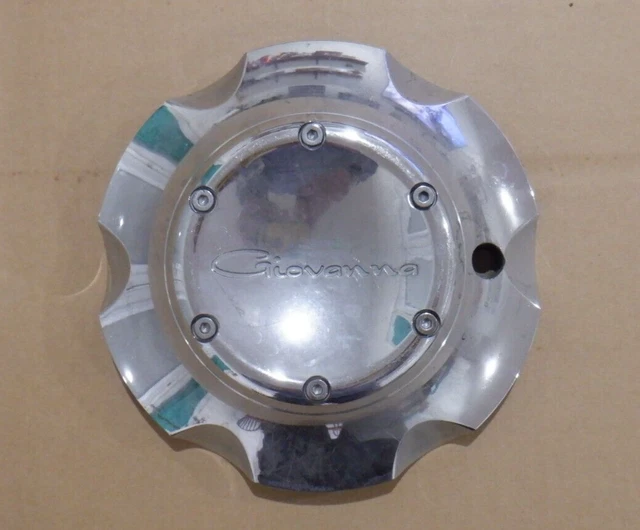 Giovanna wheel center cap 99-2066 chrome.
