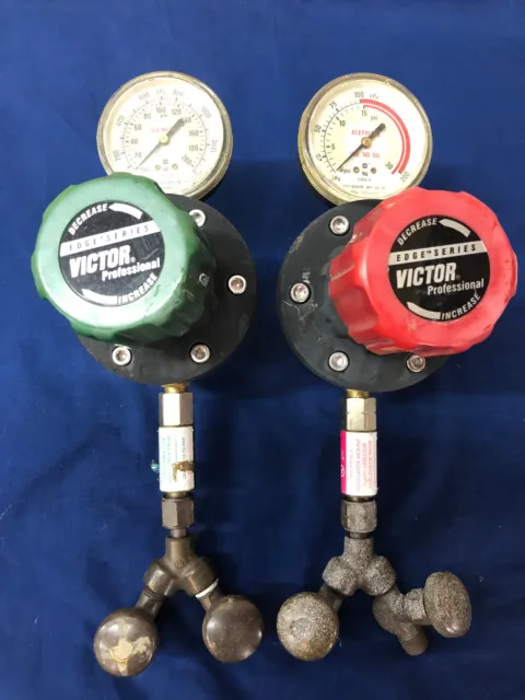 Used VICTOR Edge Series Regulators EST4-125-024R Oxygen & EST4-15-025R Acetylene