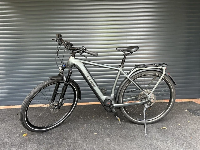 CUBE KATHMANDU Hybrid Pro 625 e bike EXCELLENT CONDITION