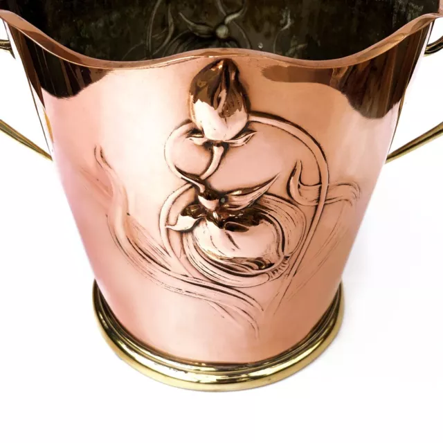 A Beautiful Original Arts & Crafts/Art Nouveau Copper & Brass Wine Cooler Bucket 3