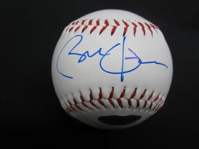 Barack Obama Signed Autographed Baseball with Certified COA Barack Obama Signed Autographed Baseball with Certified COA