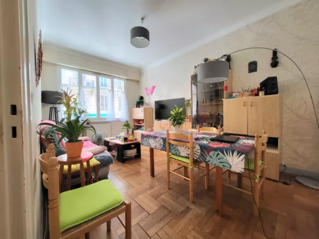 Appartement 2 pièces 48 m² Nice - Port (06300) - 195000 € Appartement 2 pièces 48 m² Nice - Port (06300) - 195000 €