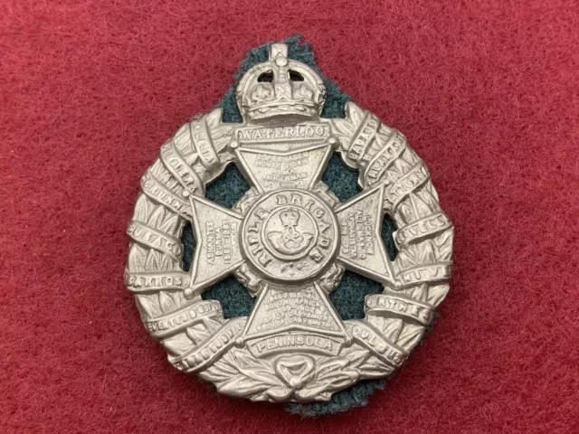 WW1 WW2 ORIGINAL British THE RIFLE BRIGADE Hat Cap Badge - SLIDER D51