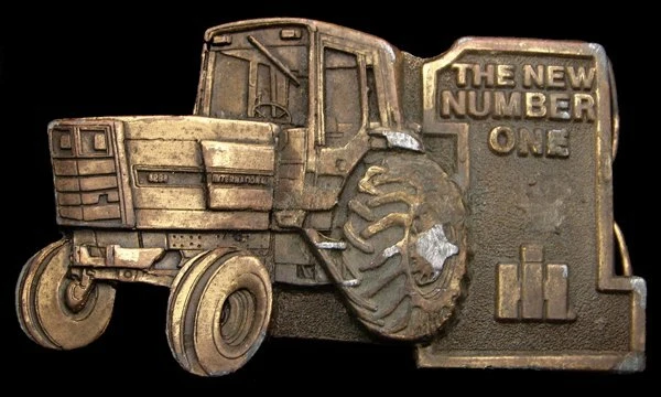 II02127 VINTAGE 1970s ***INTERNATIONAL HARVESTER*** IH #1 TRACTOR BUCKLE