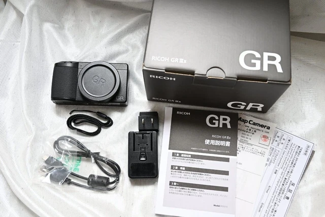 RICOH GR IIIx III X 24.2 MP F2.8 Compact Digital camera used From JAPAN