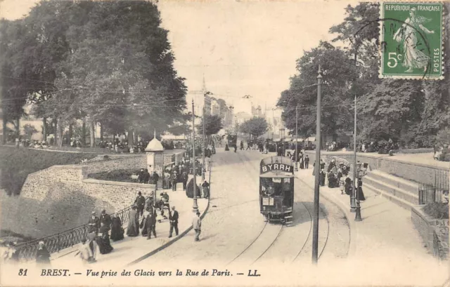 CPA Brest vue prise des glacis vers la rue de Paris (149324)