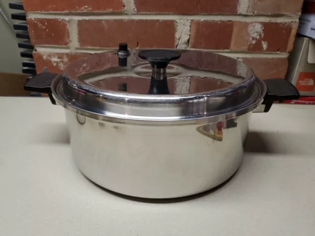 Royal Prestige 6 QT Stock Pot & Lid 7 Ply Stainless Steel Titanium Silver Copper