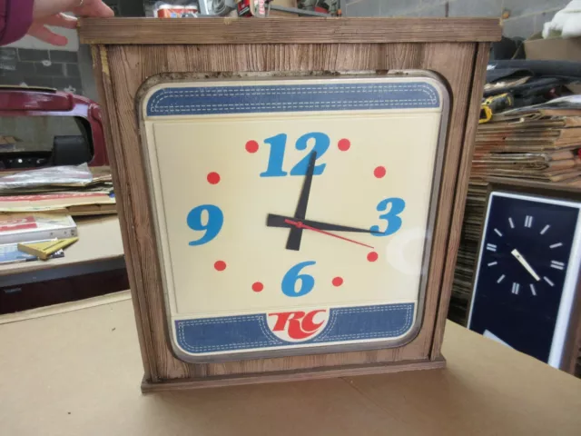 Vintage RC Cola Hanging Wall Clock Sign Advertisement C28