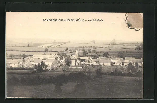 CPA Dompierre-sur-Nièvre, Vue Générale, vue générale 1917