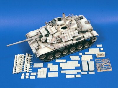 Verlinden 1:35 Sherman Spare Tracks Improvised Add-on Armor Detail Set #565 