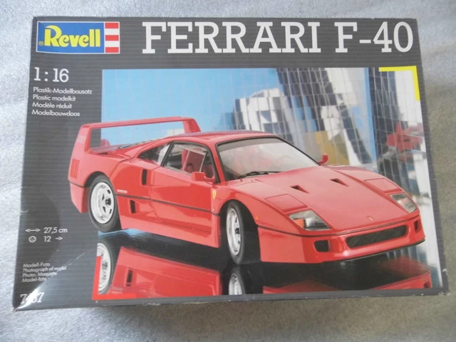 Maquette Revell 1/16 Ferrari F40 Street Version 1987 – Rouge – NEUF